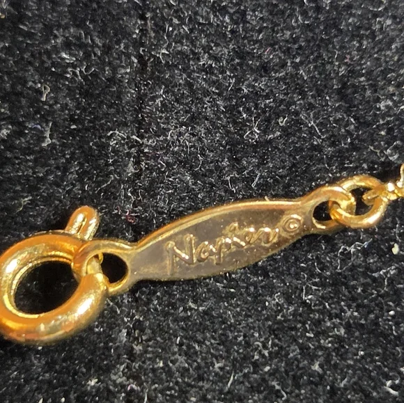 Pendant Necklace Set, Delicate Gold Flower, Silver Star - Picture 7 of 9